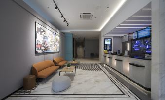 WanYoo Esports Hotel (Shanghai Hongqiao Airport Huxing Road)