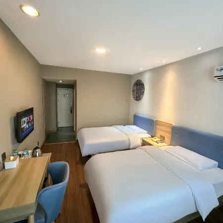 Homeinn Hotel (Nanchang Tengwang Pavilion August 1st Uprising Memorial Hall)