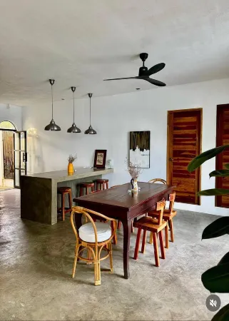 Uli Cliffhouse Отели в г. Пангасинан