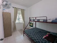 Homestay ibunda Hotels in Pancang Bedena