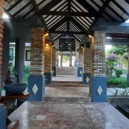 Beach Rock Resort Belitung