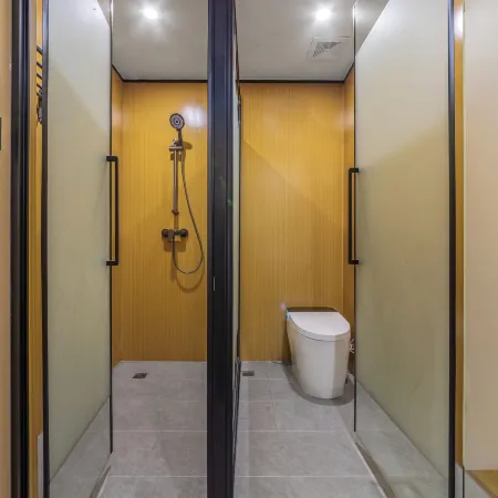 Yunju Light Luxury Hotel (Jiangmen Wanda Plaza Store)