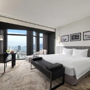 Crowne Plaza DANANG CITY CENTRE by IHG