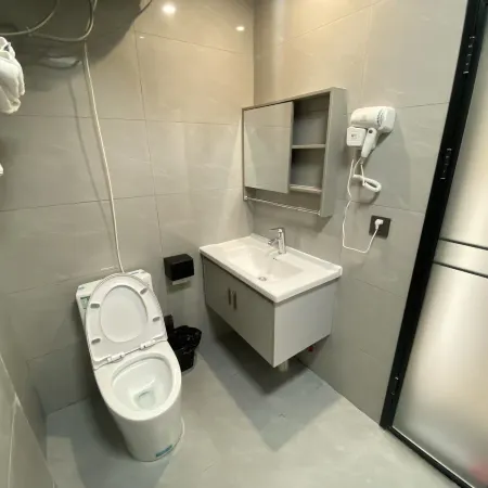 Xinying Hotel (Anshun High Speed Railway West Station Branch)
