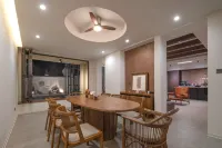 DOLLAR HABITAT  HOT SPRING HOUSE  TAISHAN CHINA