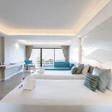 The Cha Am Methavalai Hotel