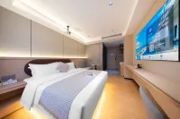 Ritzi-Carlman Hotel (Puning Plaza Wantaihui Shopping Center)