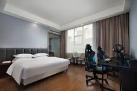 Whale Time E-Sports Hotel - Esports