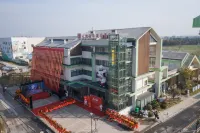 小地方牛花花飯店 客必多購物廣場附近的飯店