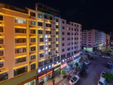 Zhaotong Yunju Hotel (Xinggeng Sinology Culture Park and Hejing Square Branch) Hotel a Zhaotong