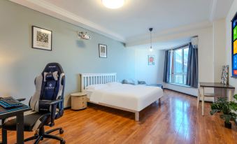 Kaiwei Dexinglong E-sports Hotel