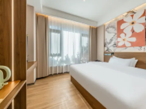 Sanshi Hotel (Gasa Flower Street) Hotel a Xinping
