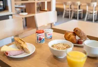 B&B Hotel Limoges Centre Gare - breakfast