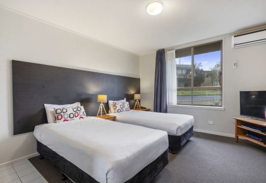 3. 녹스 인터내셔널..