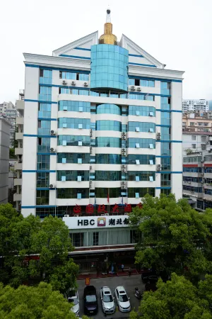 Guojiu Hotel Отели в г. Бадун