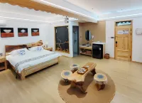 Xinyuan Yundu Huazhai Homestay