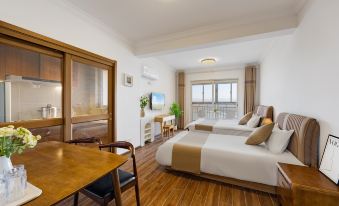 Prince Seaview Apartment (Diamond Beach Store in Naxiang Seaview District)