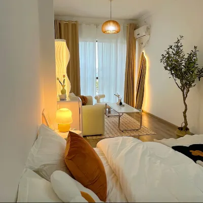 Huanyu Audiovisual Beauty Hostel
