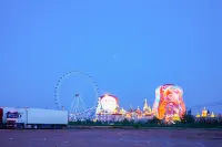 Jiajing Sightseeing Hotel (Matryoshka Square)