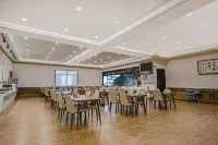 GEM Hotel (Feidong Longquan West Road Dianbu River Park)