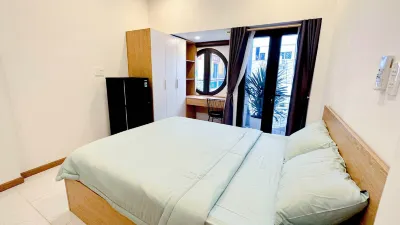 Lunaria Maison - Local Side Le Thi Rieng Park附近的飯店