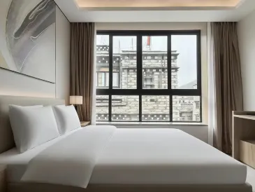 Ivory Mountain Holiday Inn