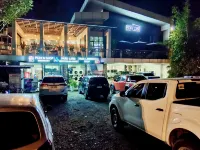 Park Land Suites & Restobar - ที่มีที่จอดรถ