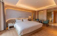 PHOENIX CHENG SHUANG HOTEL Hotels in 
