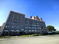 wulanchabushichenfengjiudian - Kitchens