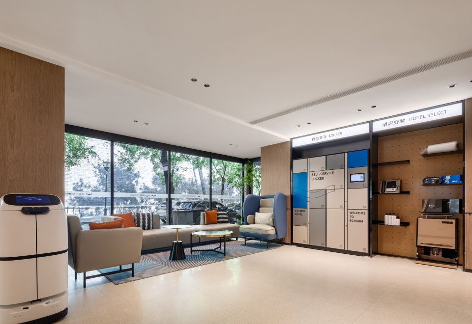 깔끔하게 정돈된 호텔 객실