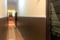 Guest House Idola Hotel a East Wara