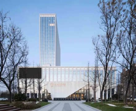 DongYue Internationai Hotel Hotel berhampiran Shandong Vocational College of Industry (South Campus)