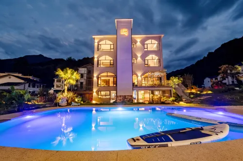 Yulin Homestay (Sanqingshan Tourist Highway)