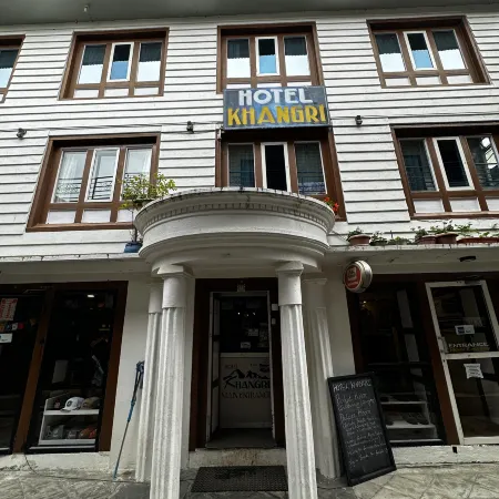 Hotel Khangri