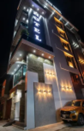 Thinh Vuong Hotel ディエンビエンフーのホテル