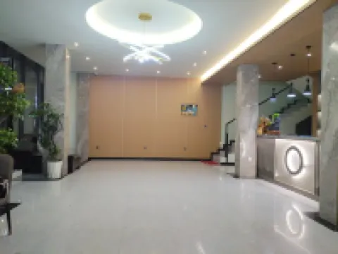 Libo Xiaoqikong Youran Chinese Inn