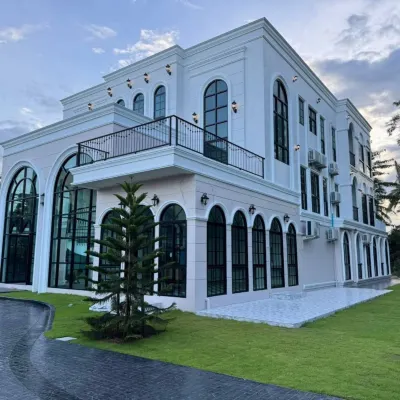 The Target Hotel chiangrai Hotels near Boon Rawd Farm