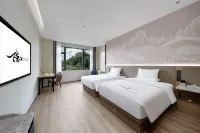 Yinshe Hotel (Pingguo Yangming Cultural Park)