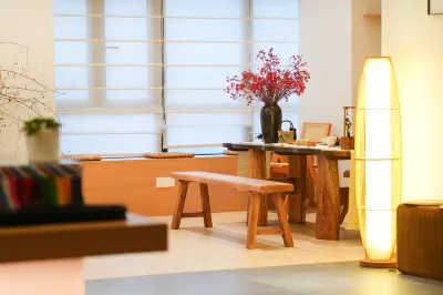 Ciyue · Aesthetics Design Hotel (Guanshanhu Park Guanshan West Road Metro Station Branch) 구이양 컨퍼런스 센터 주변 호텔