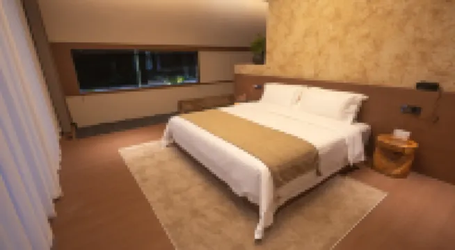 Qianmu Homestay Hotels near Savage Valley