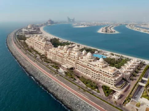 Raffles the Palm ドルフィンベイ周辺のホテル