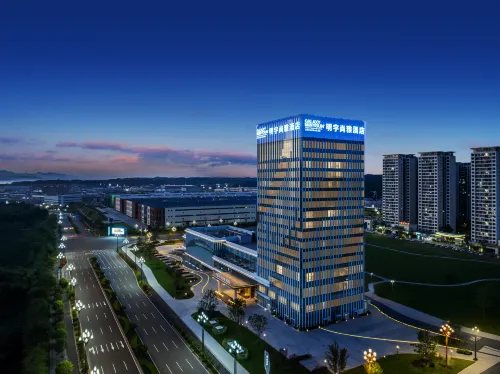 GALAXY MINYOUN YIBIN PINGSHAN HOTEL - موقف سيارات