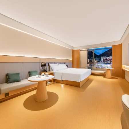 Ji Hotel (Siguniang Mountain Scenic Area Branch)