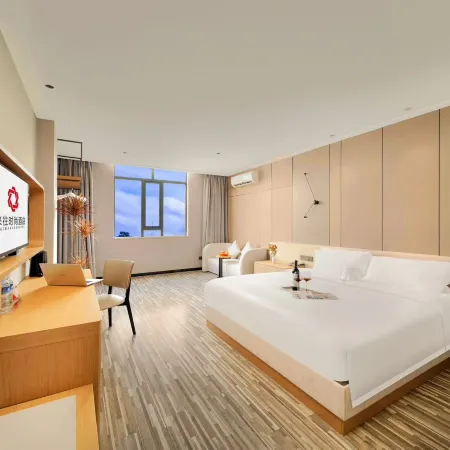 Laiwang Fashion Hotel (Wuzhou Wangcheng square)