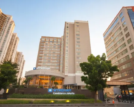 Wyndham Casablanca Jakarta Hotels in South Jakarta