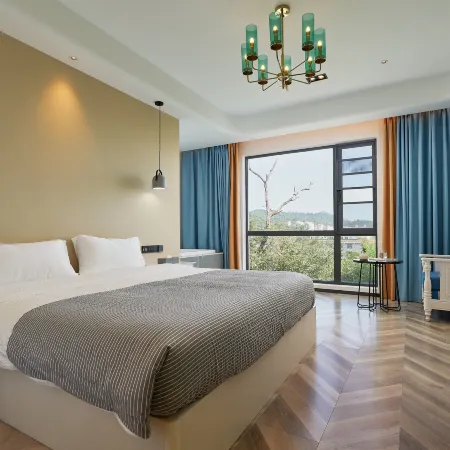Lan Hua Li Courtyard Hotel -  Xiamen University & Nan Pu Tuo Temple Отели рядом с достопримечательностью «Храм Нанпутуо»