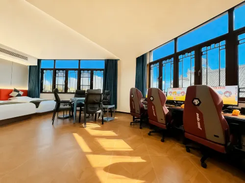 Beehive eSports Hotel (Dingyuan Ancient City Branch)
