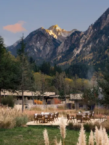 Jiuzhaigou Yangwangxingkong Manor Hotel (Preferred Choice for Overseas Tourists)