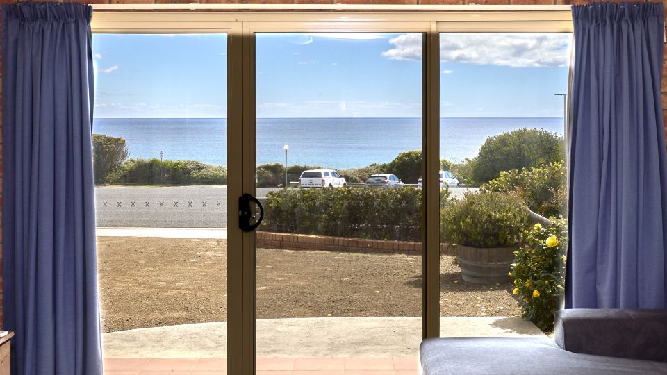 Bicheno Spa Villa