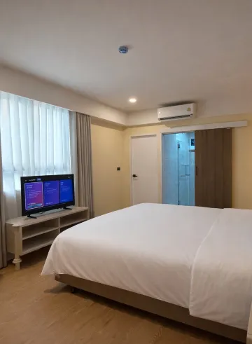 ห้องดีลักซ์คิงไซส์มีหน้าต่าง